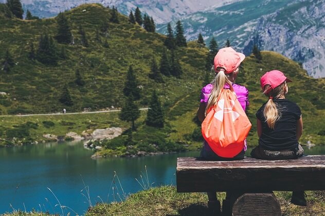 Elegir el mejor campamento de verano para tus hijos